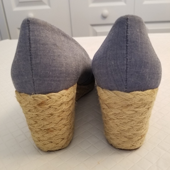 Chaps blue denim espadrille shoes wedge heels size 9B - Picture 5 of 6
